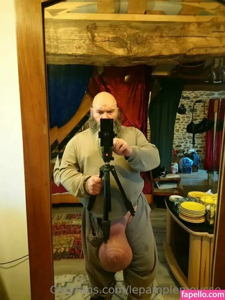 lepamplemousse Onlyfans Photo Gallery 