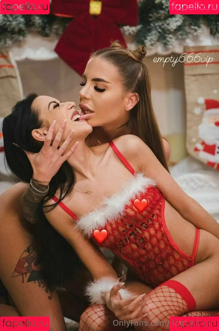 daddy.s_girl Onlyfans Photo Gallery 