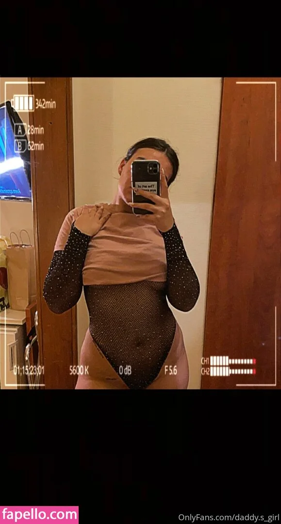 daddy.s_girl Onlyfans Photo Gallery 