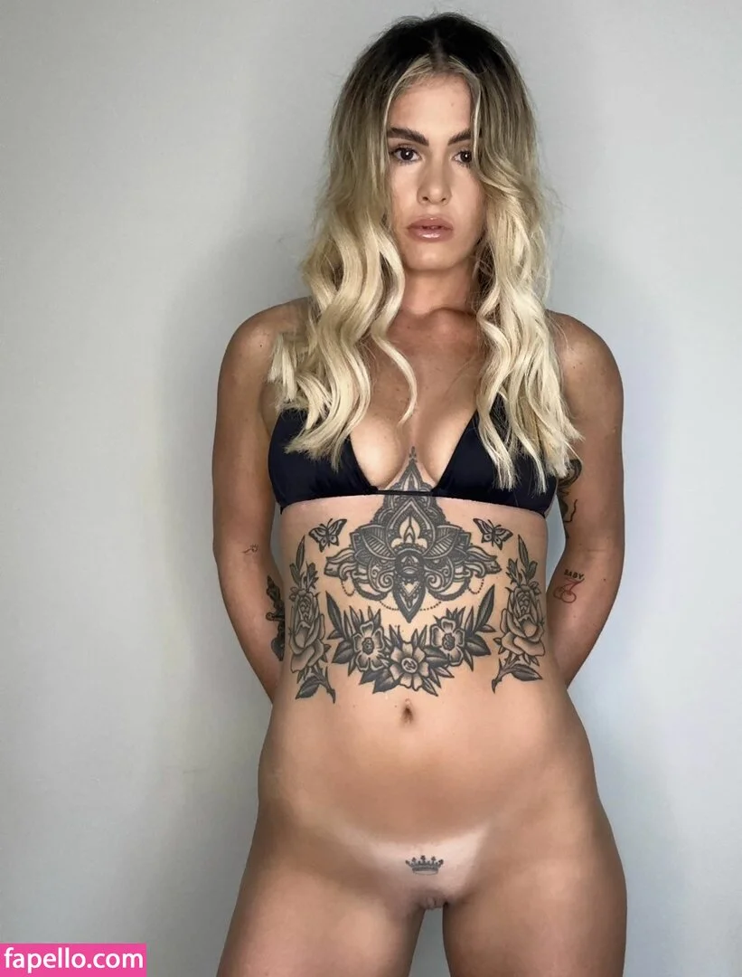 Ainslie Gardiner Onlyfans Photo Gallery 