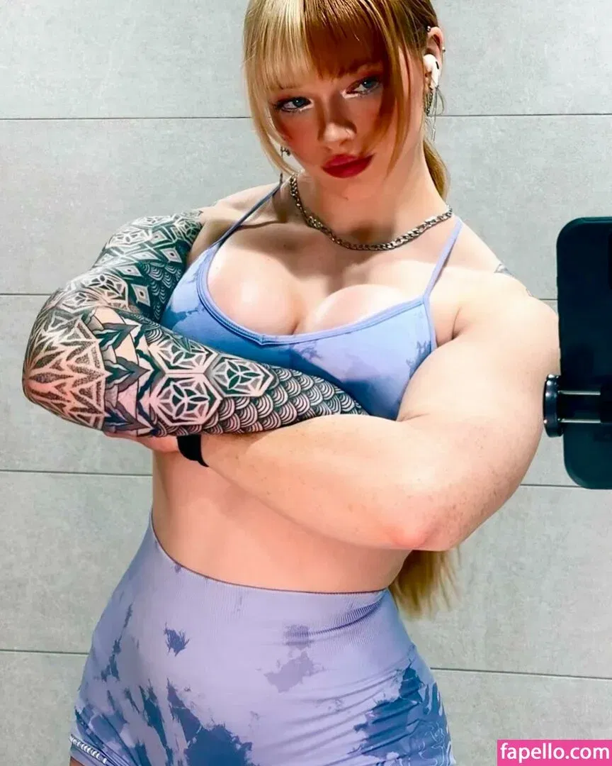 xinia_official Onlyfans Photo Gallery 