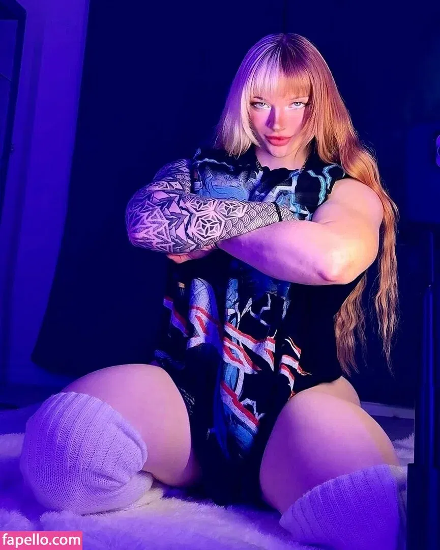 xinia_official Onlyfans Photo Gallery 