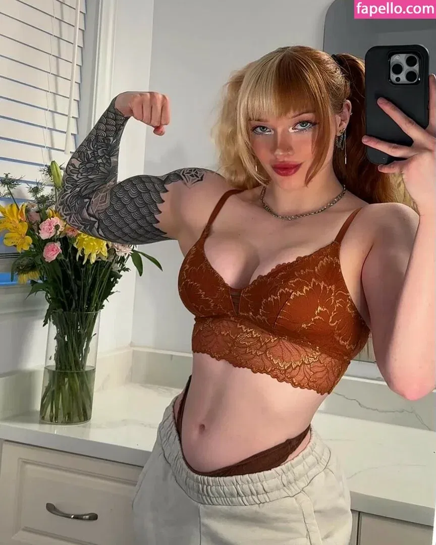 xinia_official Onlyfans Photo Gallery 