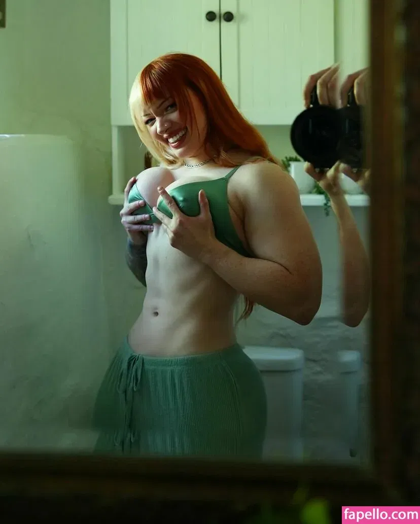 xinia_official Onlyfans Photo Gallery 