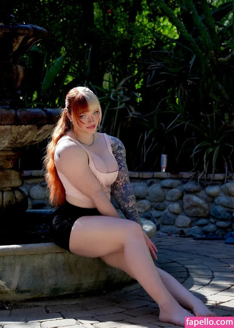 xinia_official Onlyfans Photo Gallery 