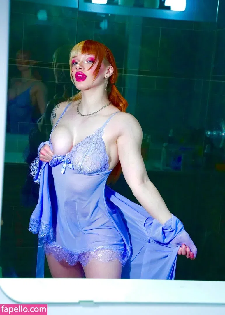 xinia_official Onlyfans Photo Gallery 