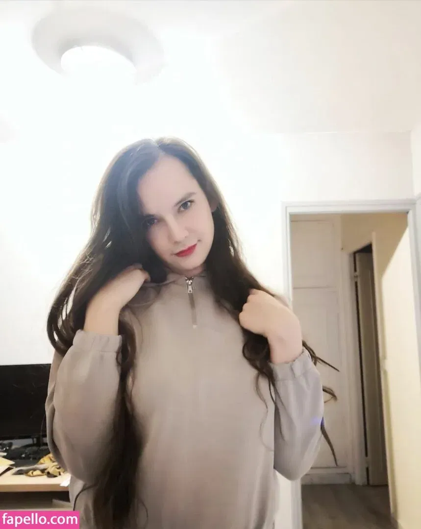 Linthya Onlyfans Photo Gallery 