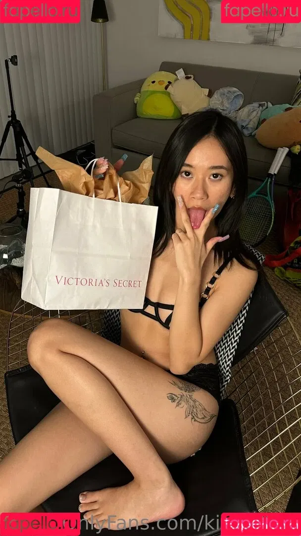 kiri_amari Onlyfans Photo Gallery 