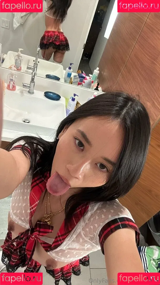 kiri_amari Onlyfans Photo Gallery 