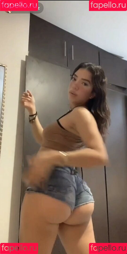 domevelezzz Onlyfans Photo Gallery 