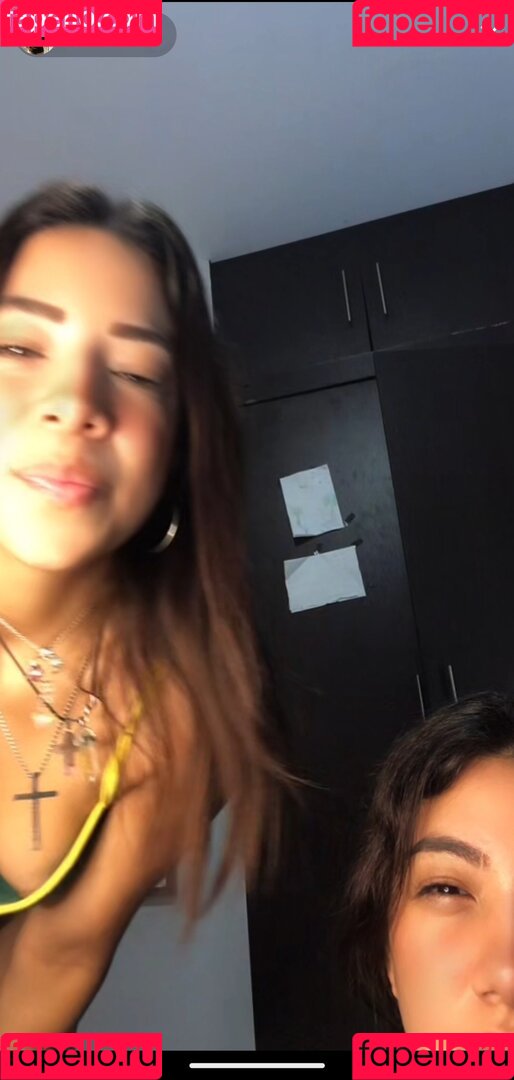 domevelezzz Onlyfans Photo Gallery 