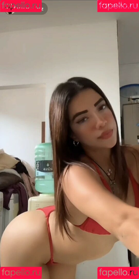 domevelezzz Onlyfans Photo Gallery 