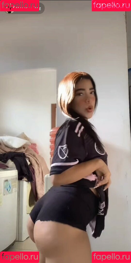 domevelezzz Onlyfans Photo Gallery 