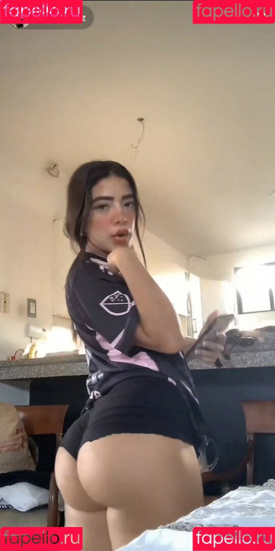 domevelezzz Onlyfans Photo Gallery 