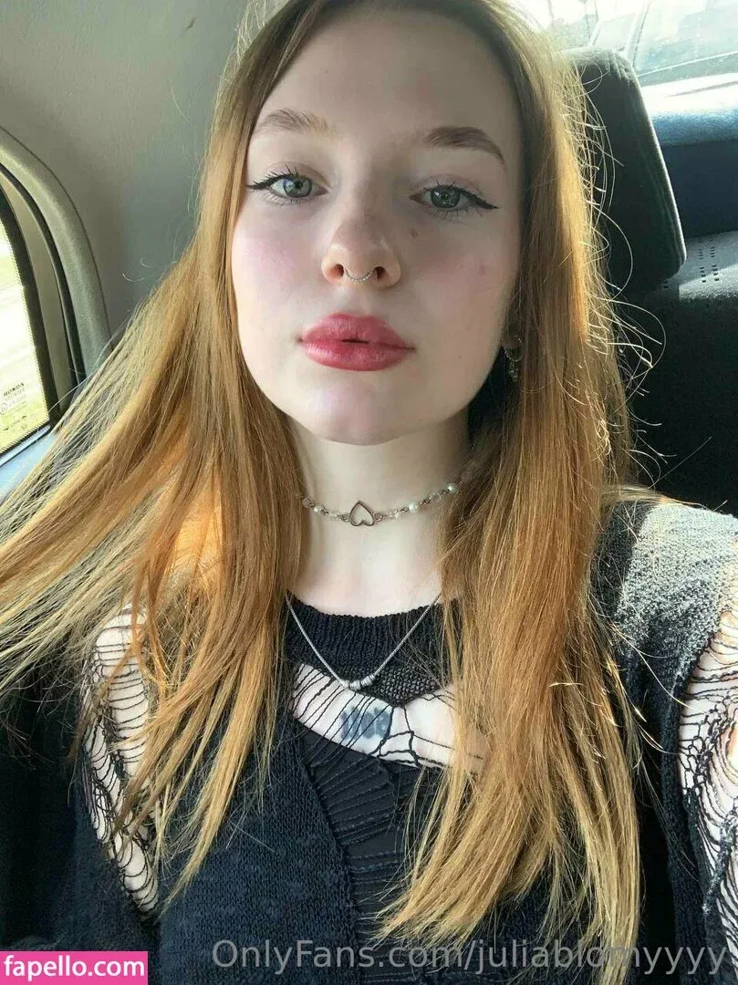 juliablomyyyy Onlyfans Photo Gallery 