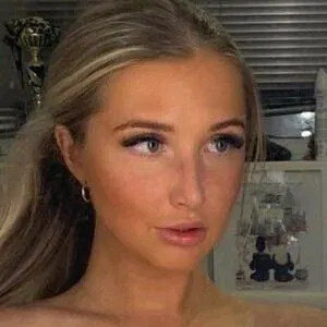 Th1ckbarbbbb13 Onlyfans Photo Gallery 