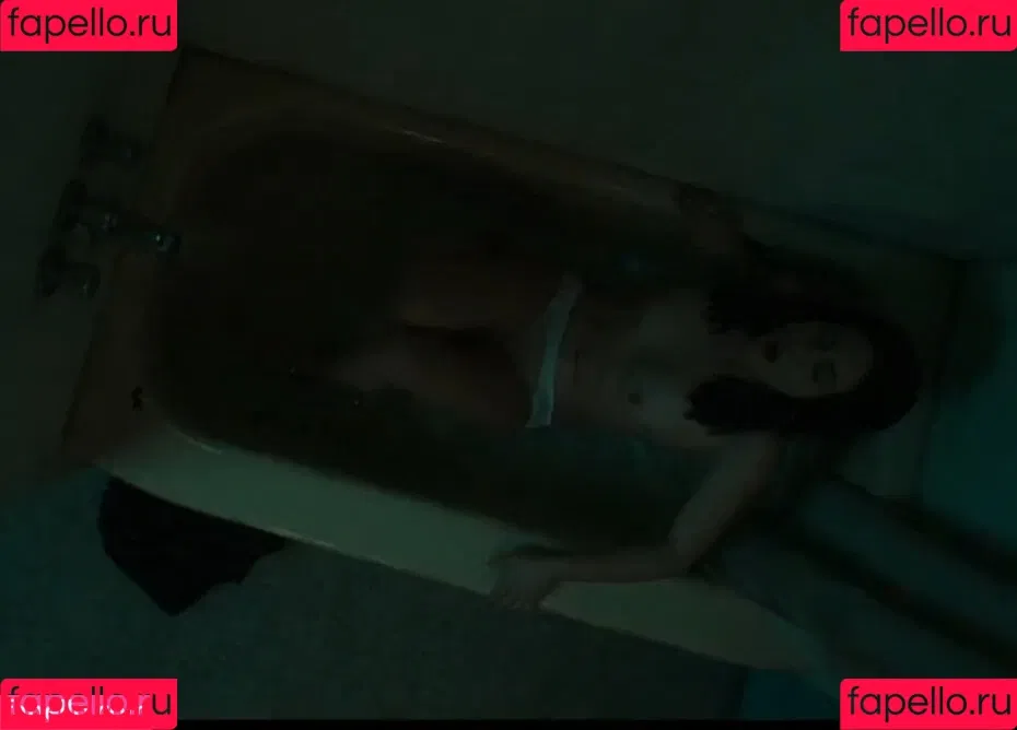 Rosa Salazar Onlyfans Photo Gallery 