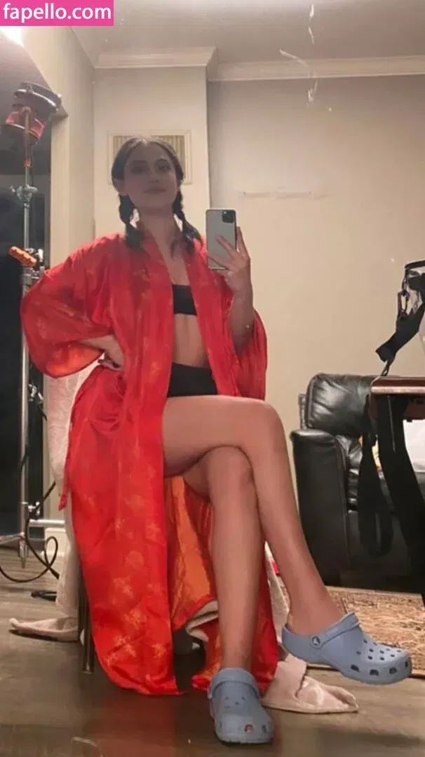 Rosa Salazar Onlyfans Photo Gallery 