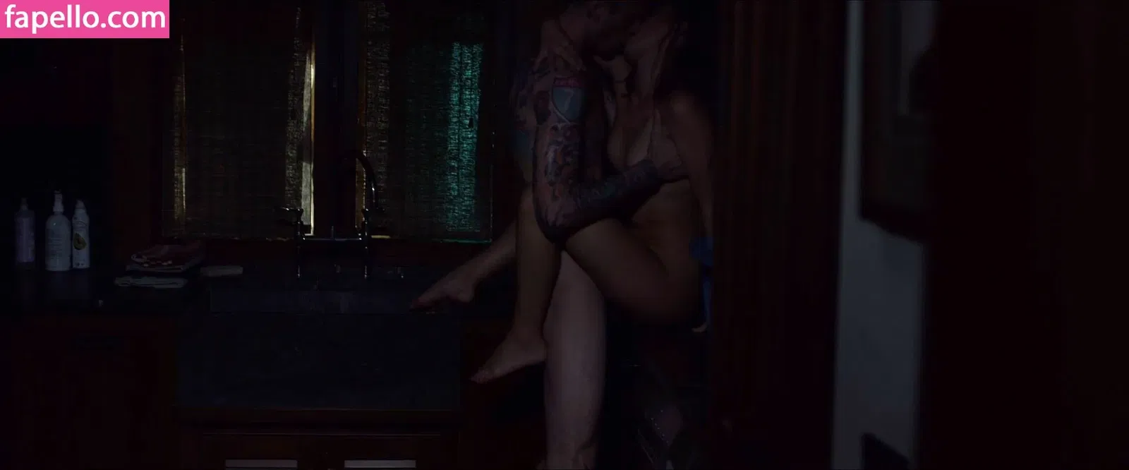 Rosa Salazar Onlyfans Photo Gallery 