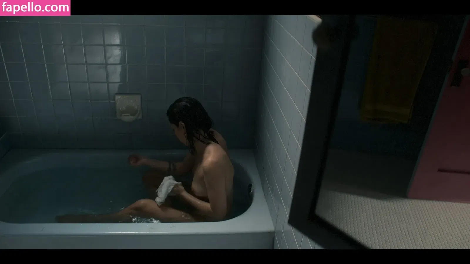 Rosa Salazar Onlyfans Photo Gallery 