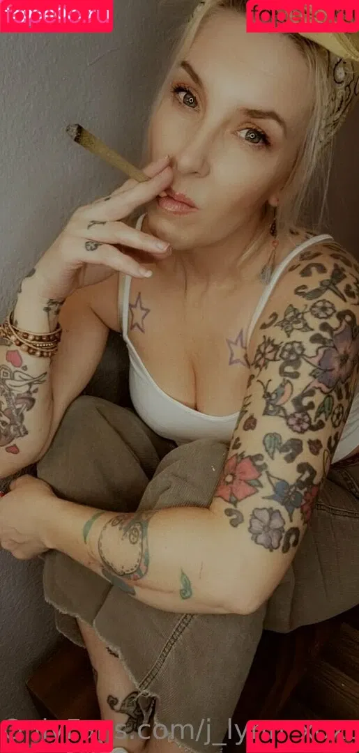 j_lynn_xoxo Onlyfans Photo Gallery 