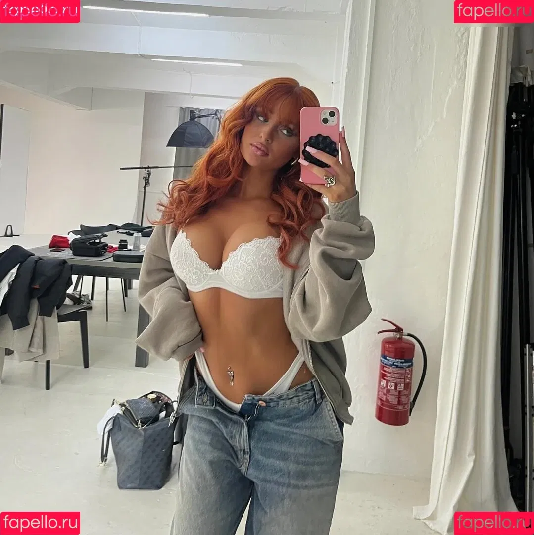 Cassy Cassau Onlyfans Photo Gallery 