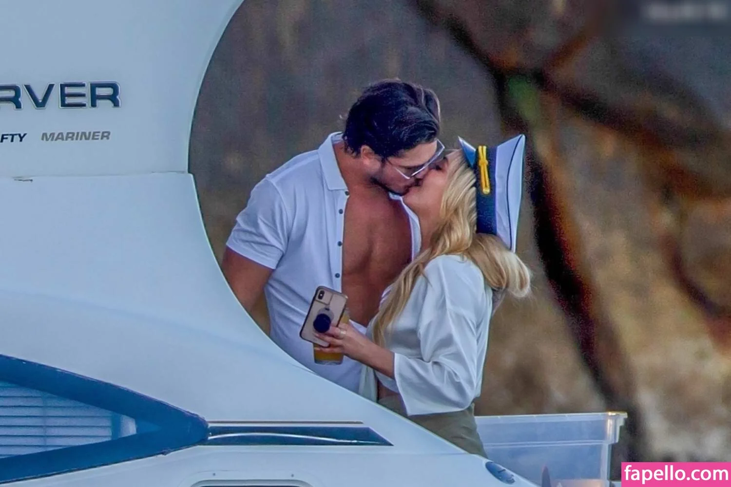 Chrishell Stause Onlyfans Photo Gallery 