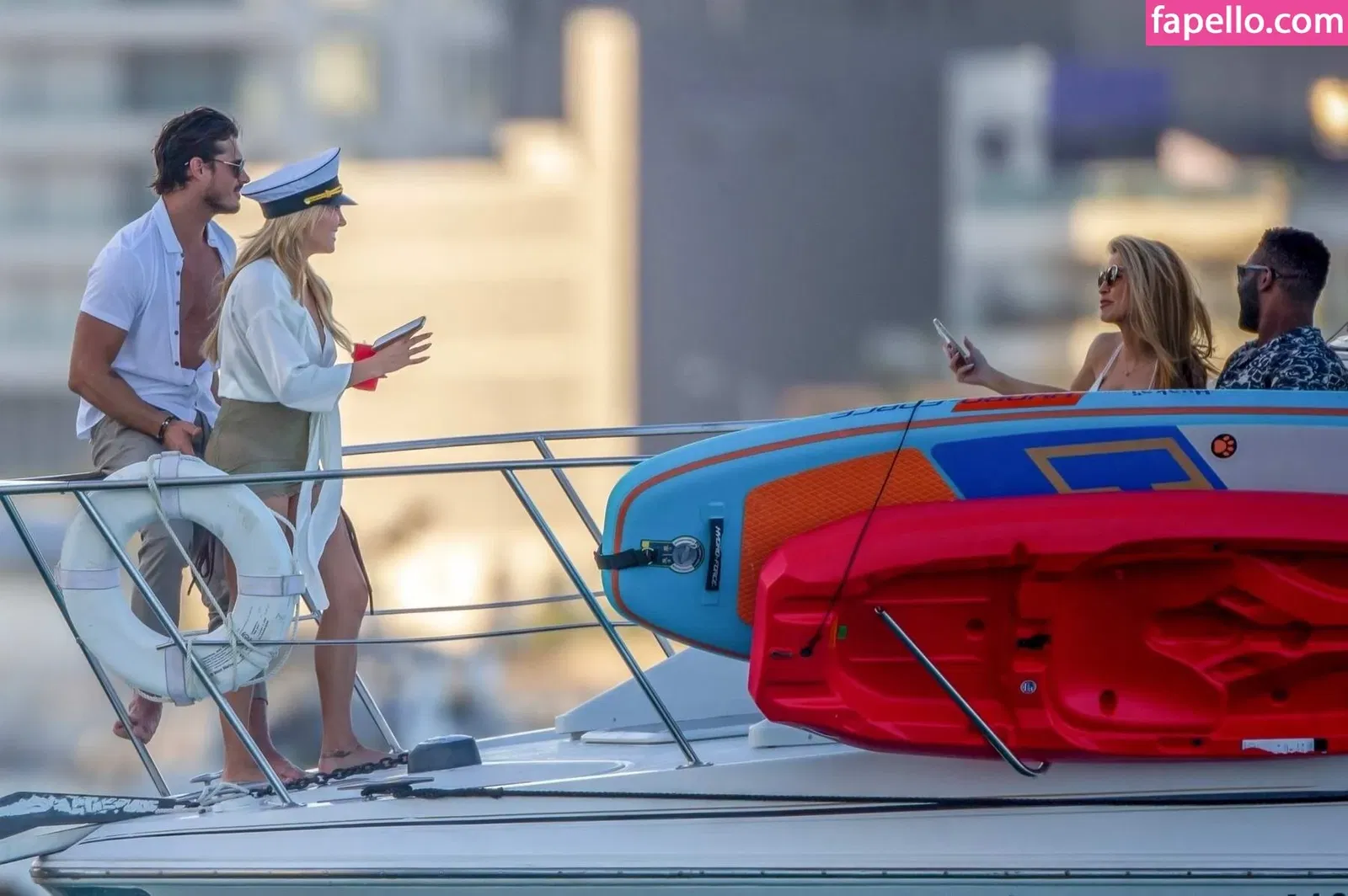 Chrishell Stause Onlyfans Photo Gallery 