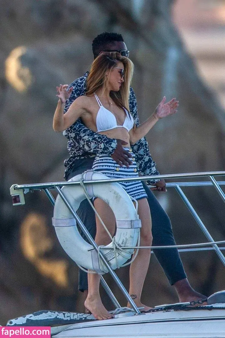 Chrishell Stause Onlyfans Photo Gallery 