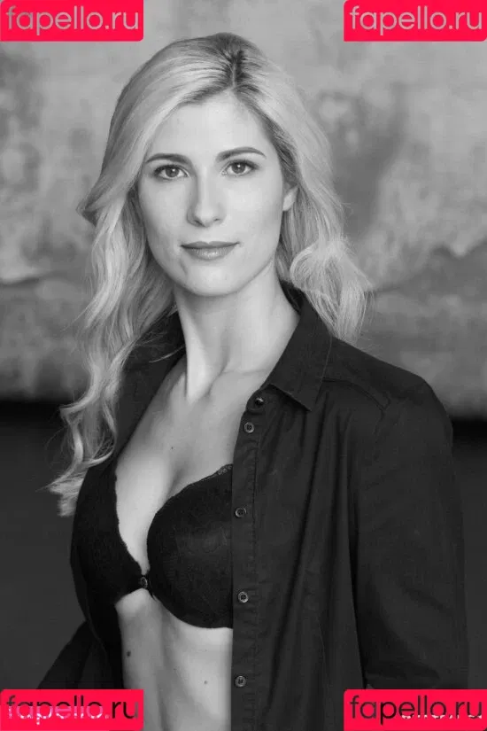 Melanie Schweiger Onlyfans Photo Gallery 