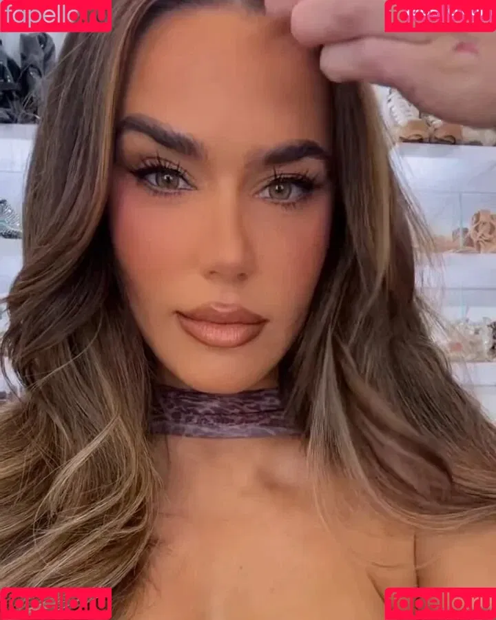 CJ Perry aka Lana Onlyfans Photo Gallery 