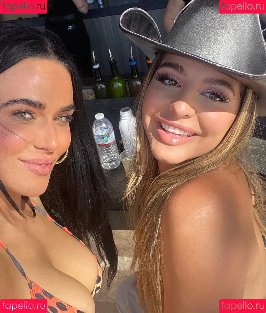 CJ Perry aka Lana Onlyfans Photo Gallery 