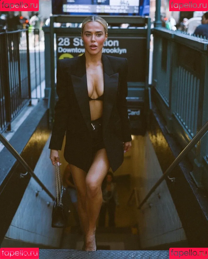 CJ Perry aka Lana Onlyfans Photo Gallery 