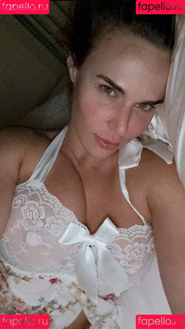 CJ Perry aka Lana Onlyfans Photo Gallery 