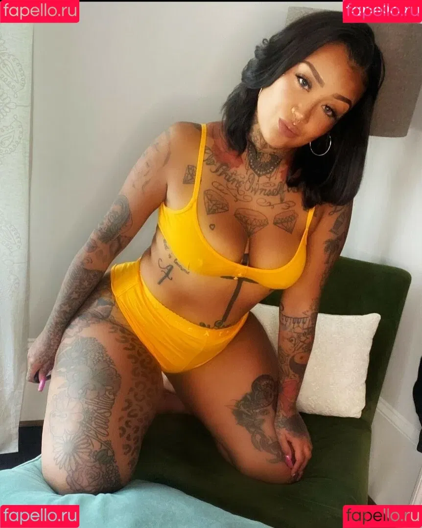 Donna Lombardi Onlyfans Photo Gallery 