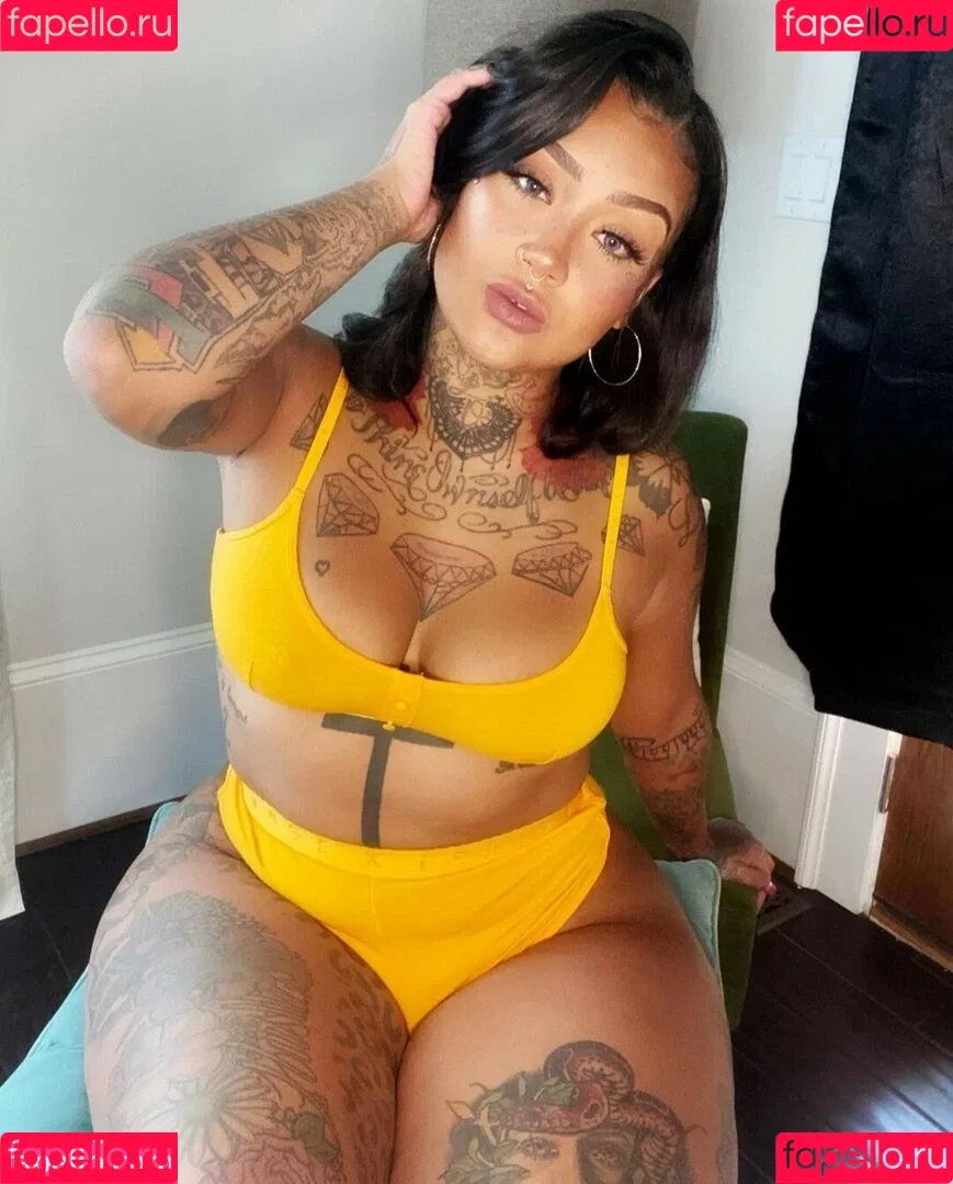 Donna Lombardi Onlyfans Photo Gallery 