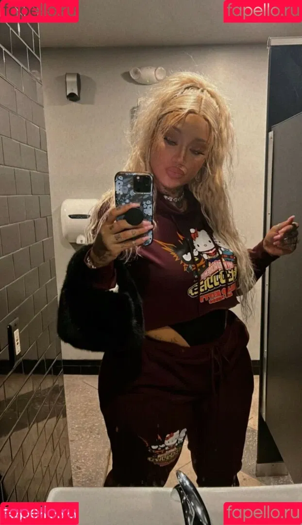 Donna Lombardi Onlyfans Photo Gallery 