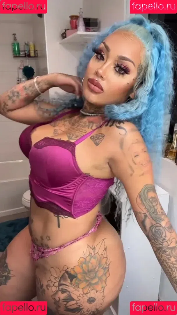 Donna Lombardi Onlyfans Photo Gallery 