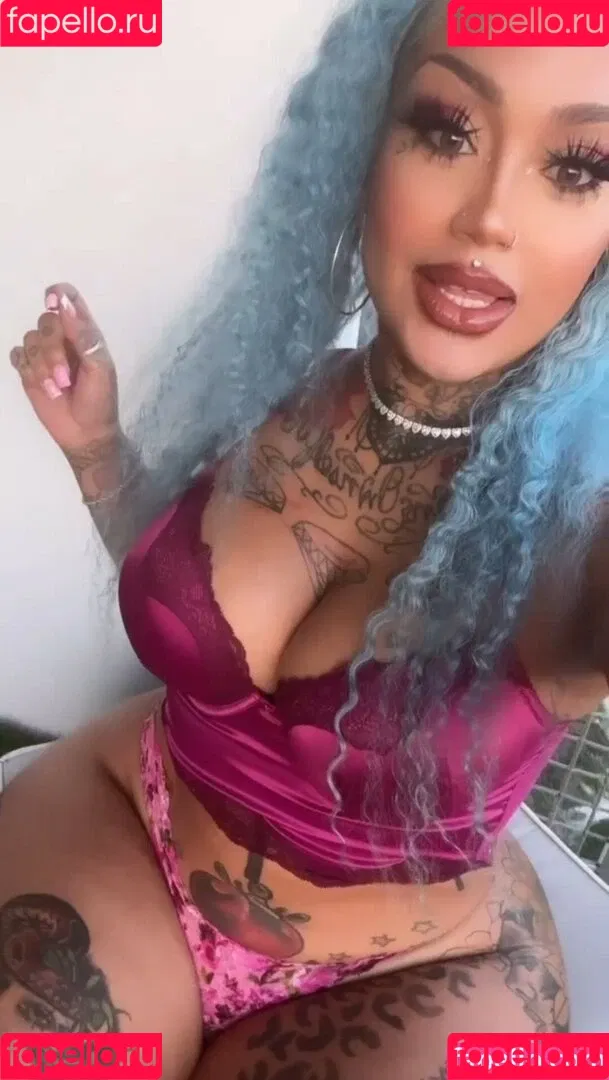 Donna Lombardi Onlyfans Photo Gallery 