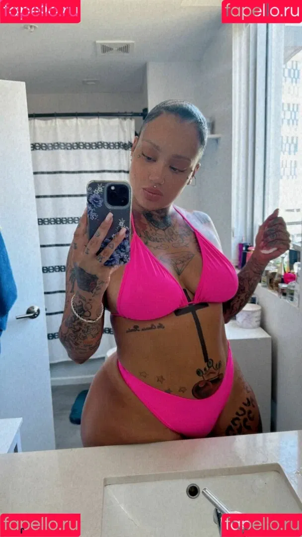 Donna Lombardi Onlyfans Photo Gallery 