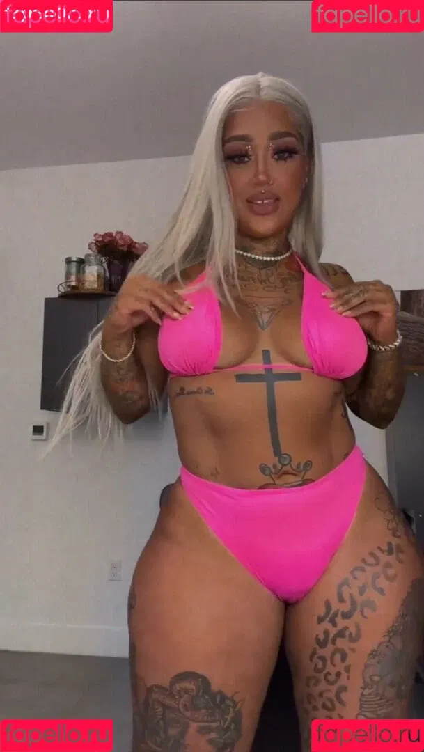 Donna Lombardi Onlyfans Photo Gallery 