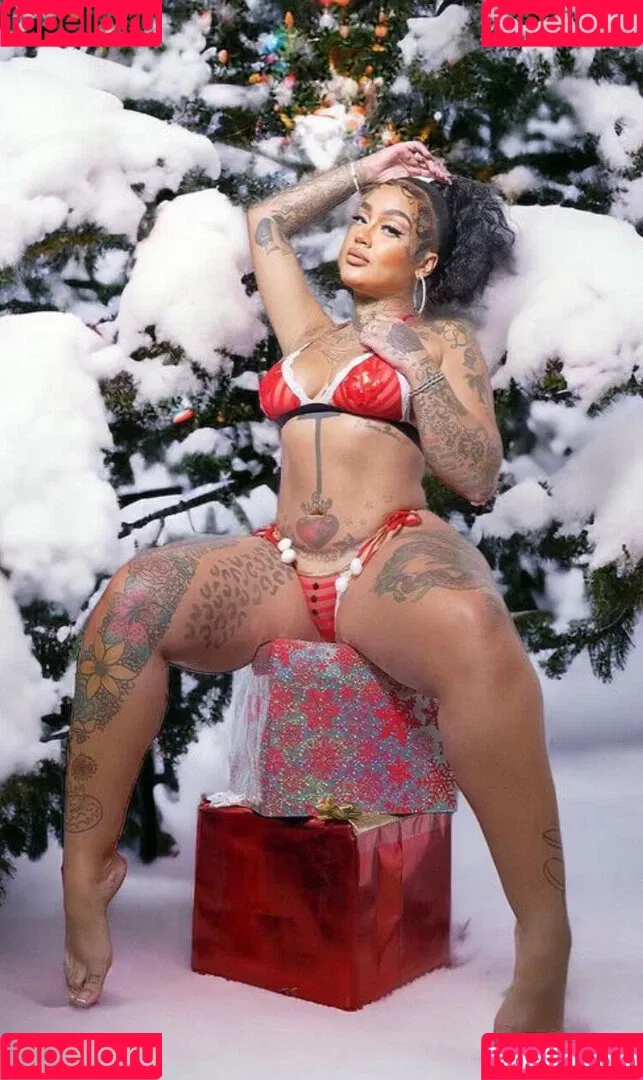 Donna Lombardi Onlyfans Photo Gallery 