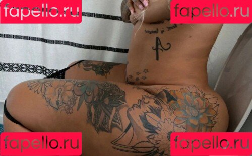 Donna Lombardi Onlyfans Photo Gallery 