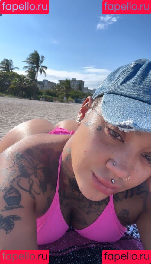 Donna Lombardi Onlyfans Photo Gallery 