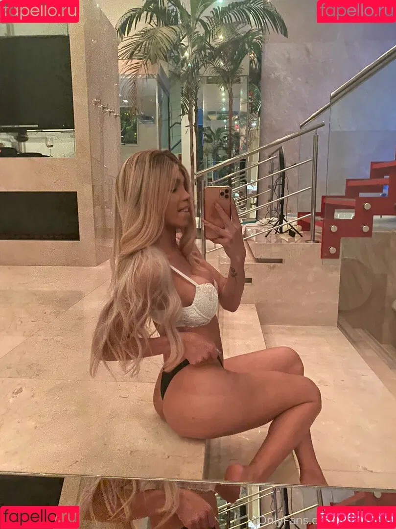 Sofia Rabello Onlyfans Photo Gallery 