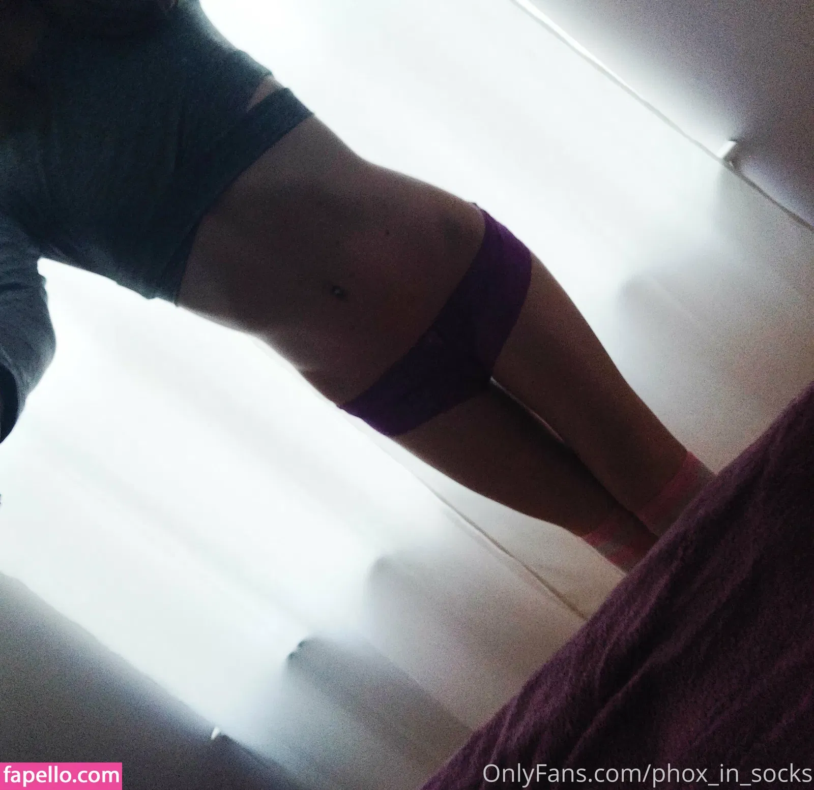 phox_in_socks Onlyfans Photo Gallery 