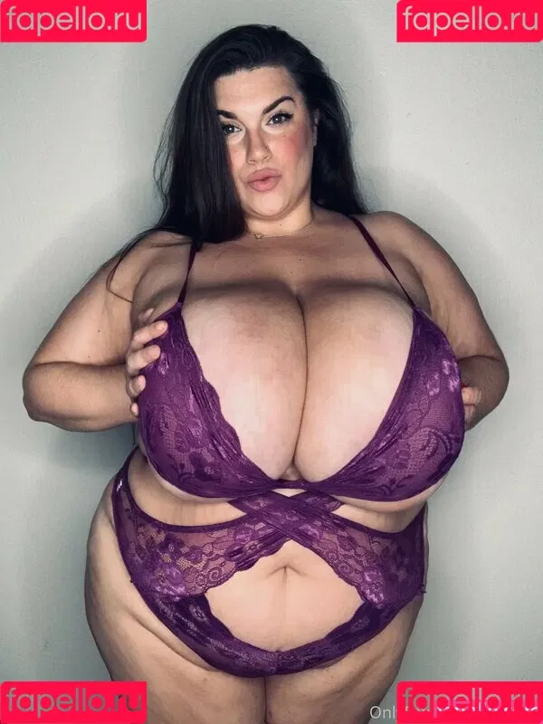 Aria Jane Onlyfans Photo Gallery 