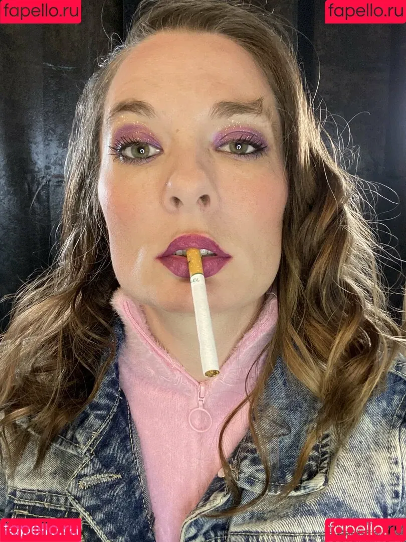 emmacantquit Onlyfans Photo Gallery 