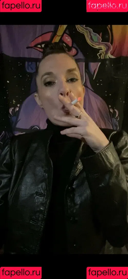 emmacantquit Onlyfans Photo Gallery 
