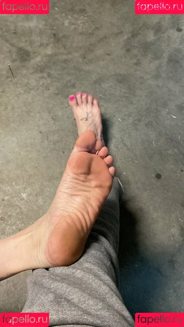 emmacantquit Onlyfans Photo Gallery 